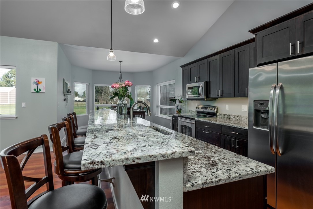 1243 West Smith Road Bellingham, WA 98226 - Photo 8 of 40 Gallery Image 8