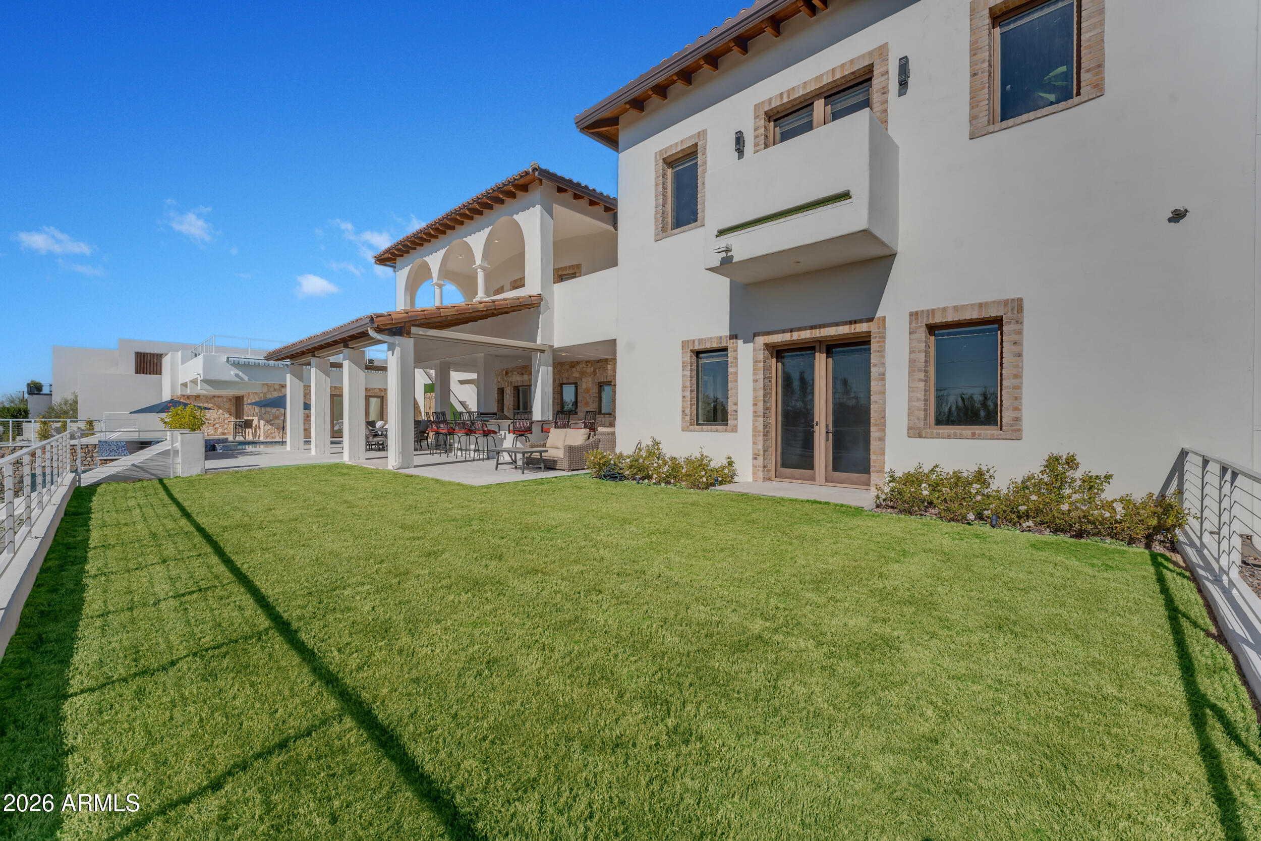 4937 East Rockridge Road Phoenix, AZ 85018 - Photo 24 of 126