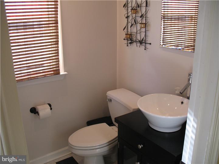 230 Fairview Road Springfield, PA 19064 - Photo 14 of 21 Bedroom - Main