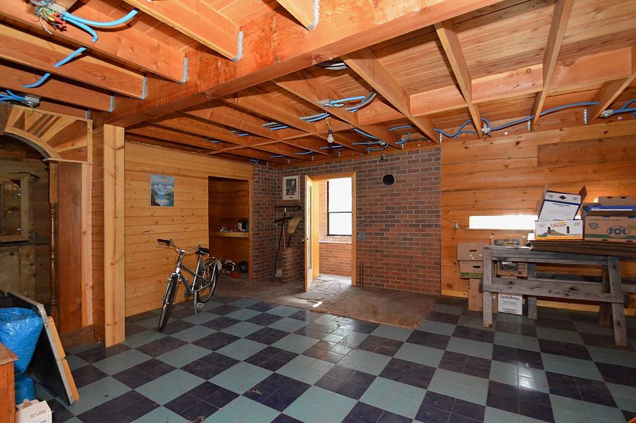 3702 Cameron Road North Gifford, WA 99131 - Photo 4 of 20