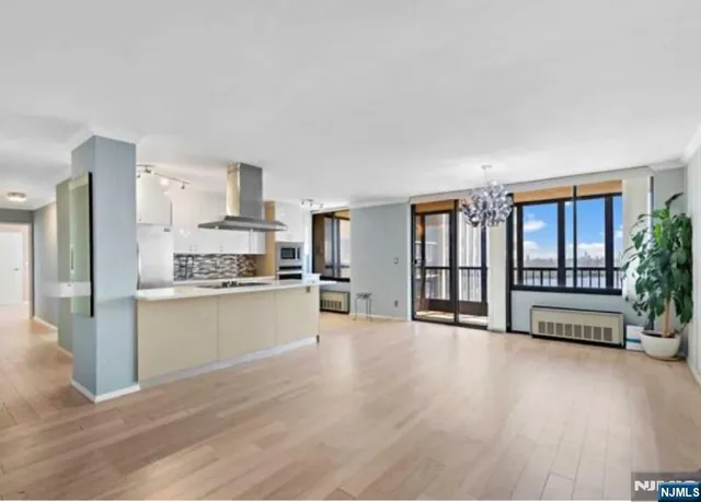 $629,000 | 200 Winston Drive, Unit 1918, Cliffside Park, NJ 07010
