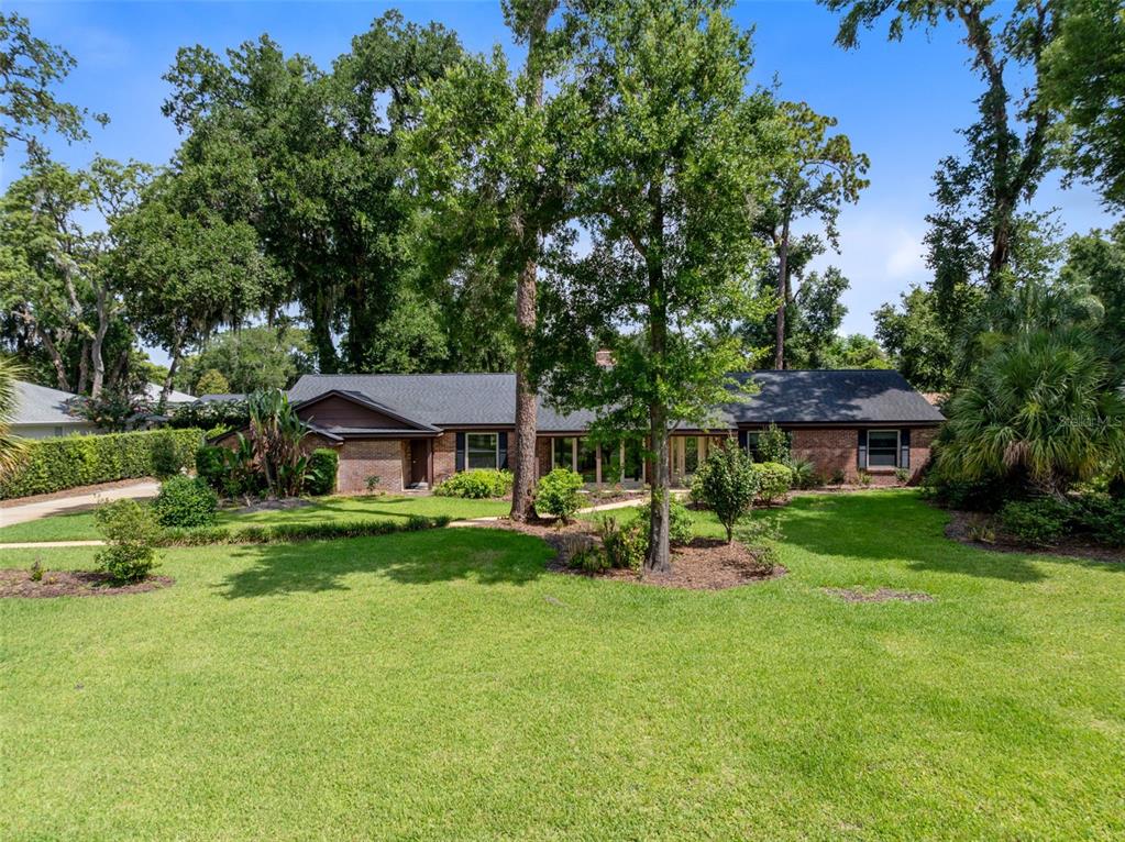 105 Pine Tree Lane Altamonte Springs, FL 32714 - Photo 5 of 43