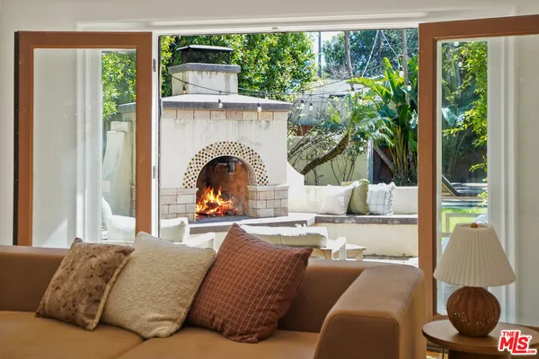 $2,690,000 | 13164 West Magnolia Boulevard, Sherman Oaks, CA 91423