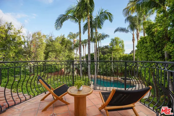 $2,690,000 | 13164 West Magnolia Boulevard, Sherman Oaks, CA 91423