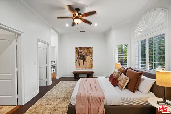 $2,690,000 | 13164 West Magnolia Boulevard, Sherman Oaks, CA 91423