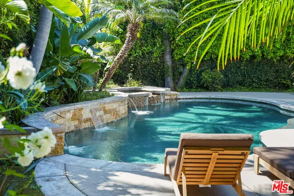$2,690,000 | 13164 West Magnolia Boulevard, Sherman Oaks, CA 91423