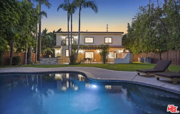 $2,690,000 | 13164 West Magnolia Boulevard, Sherman Oaks, CA 91423