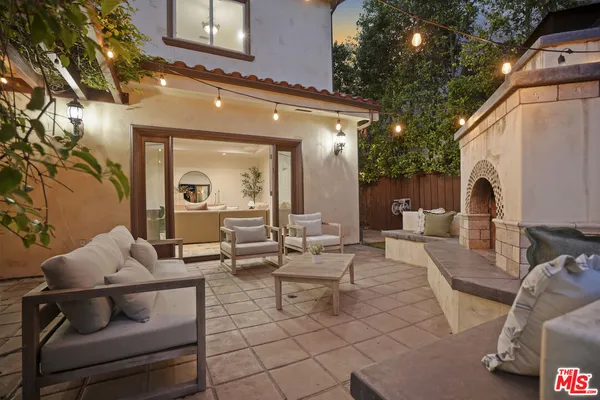 $2,690,000 | 13164 West Magnolia Boulevard, Sherman Oaks, CA 91423