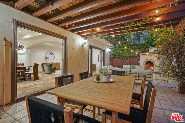 $2,690,000 | 13164 West Magnolia Boulevard, Sherman Oaks, CA 91423