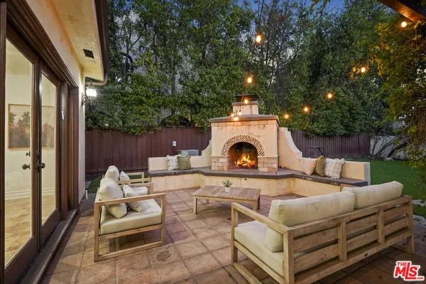 $2,690,000 | 13164 West Magnolia Boulevard, Sherman Oaks, CA 91423