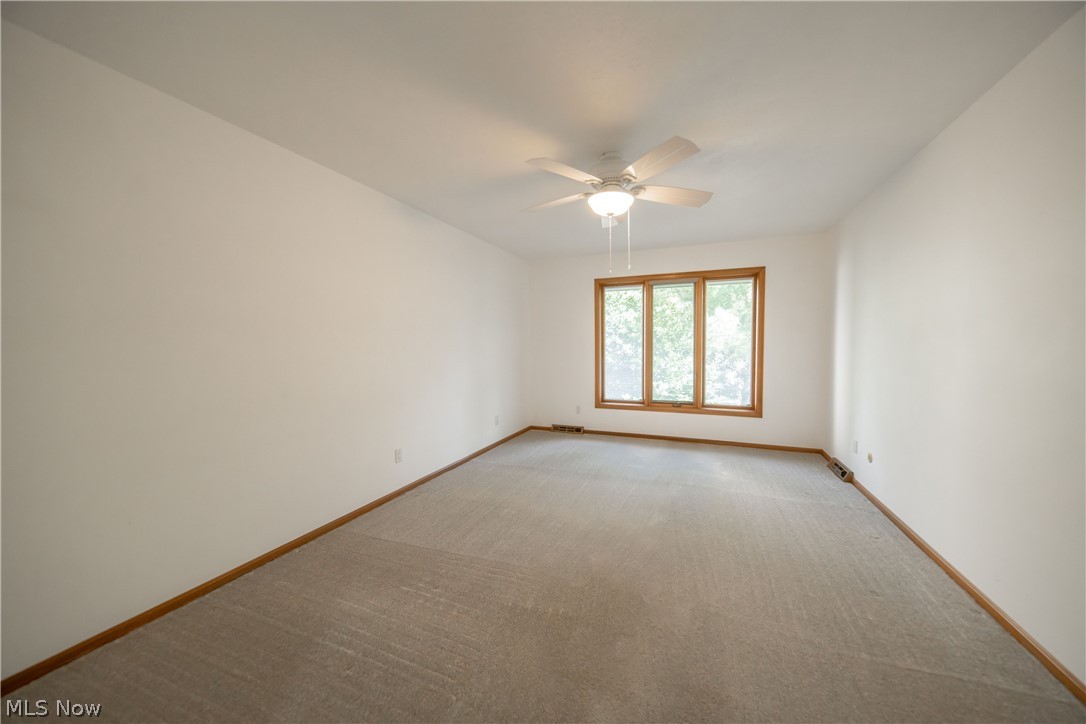 5751 Som Center Road Solon, OH 44139 - Photo 24 of 39