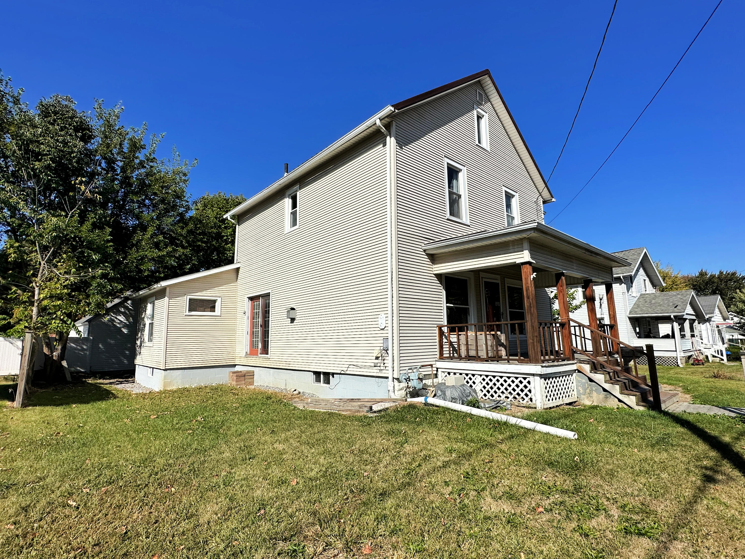 172 South Perry Street Lima, OH 45804 - Photo 3 of 18