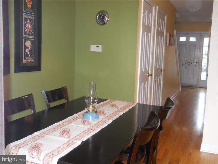 516 Ward Road Brookhaven, PA 19015 - Photo 7 of 24 Dining Room