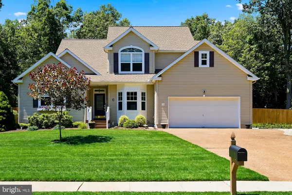$799,999 | 5 Country Woods Lane, Pine Beach, NJ 08741