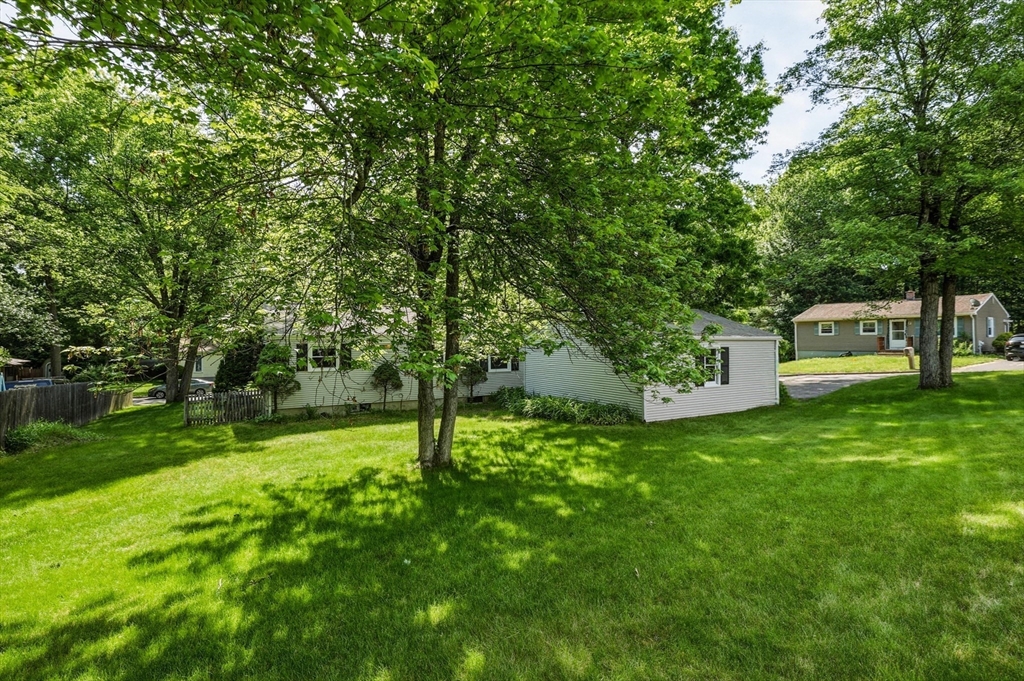 64 Tioga Street Springfield, MA 01128 - Photo 25 of 27