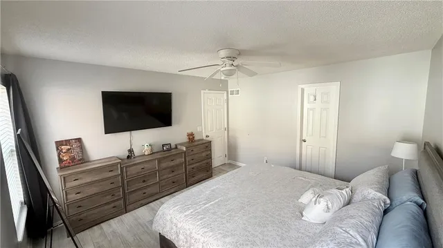 $359,900 | 714 East 125th Street, Kansas City, MO 64146