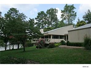 15131 Birling Road Charlotte, NC 28278 - Photo 6 of 12 a view of a yard in front of house