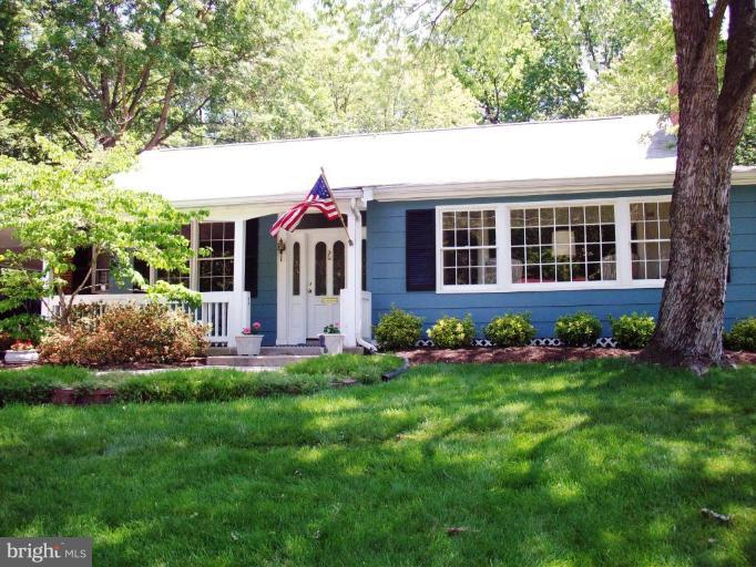 8701 Bradgate Road Alexandria, VA 22308 - Photo 1 of 17 Exterior (Main)