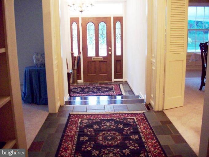 8701 Bradgate Road Alexandria, VA 22308 - Photo 2 of 17 Entrance / Foyer