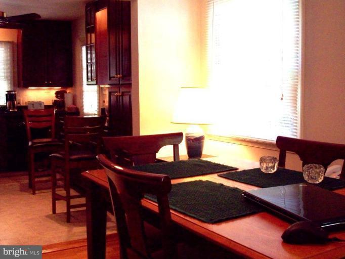 8701 Bradgate Road Alexandria, VA 22308 - Photo 11 of 17 Breakfast Area