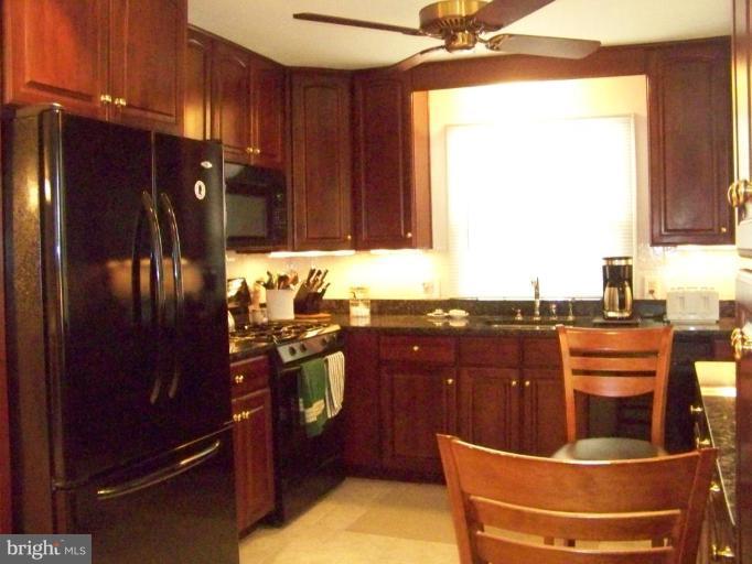 8701 Bradgate Road Alexandria, VA 22308 - Photo 10 of 17 Kitchen #3