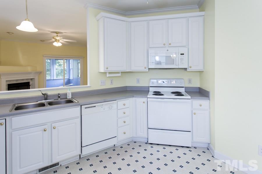 2012 Castle Pines Drive Raleigh, NC 27604 - Photo 11 of 29 Gallery Image 11