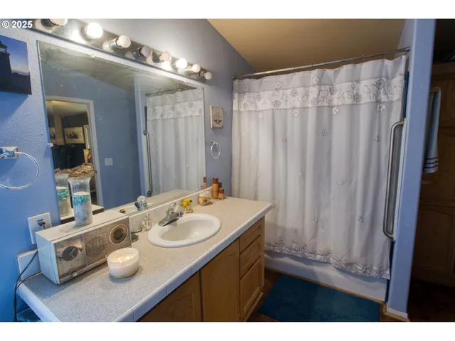 $325,000 | 1366 South Columbus Avenue, Goldendale, WA 98620