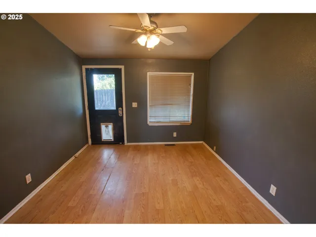 $325,000 | 1366 South Columbus Avenue, Goldendale, WA 98620