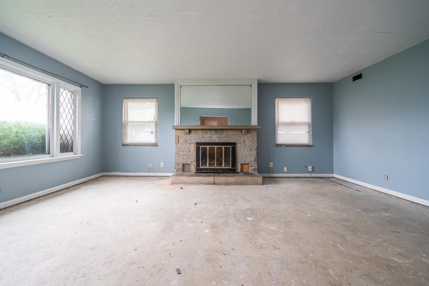 6020 Bigger Road Centerville, OH 45440 - Photo 2 of 50