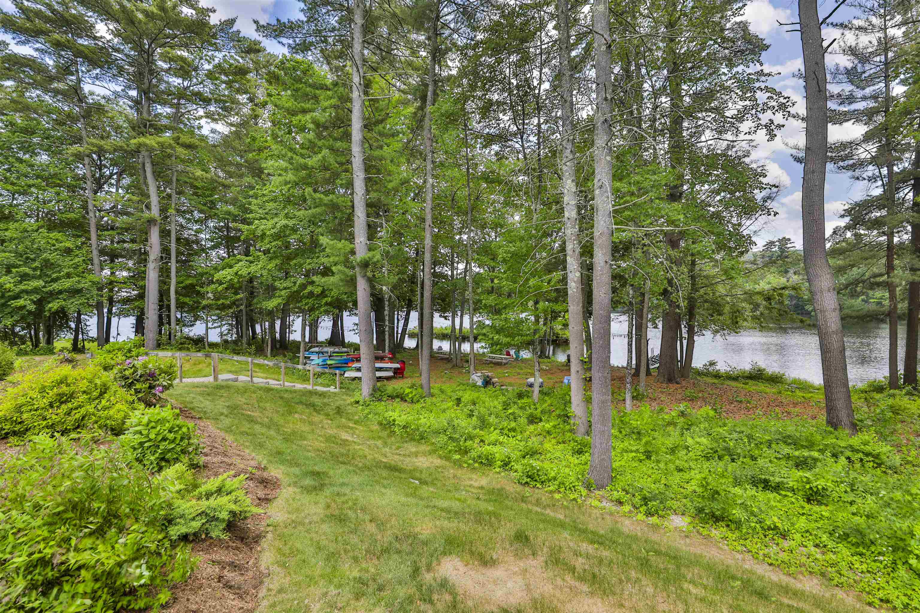 8 Cedar Way, Unit B Goffstown, NH 03045 - Photo 30 of 35