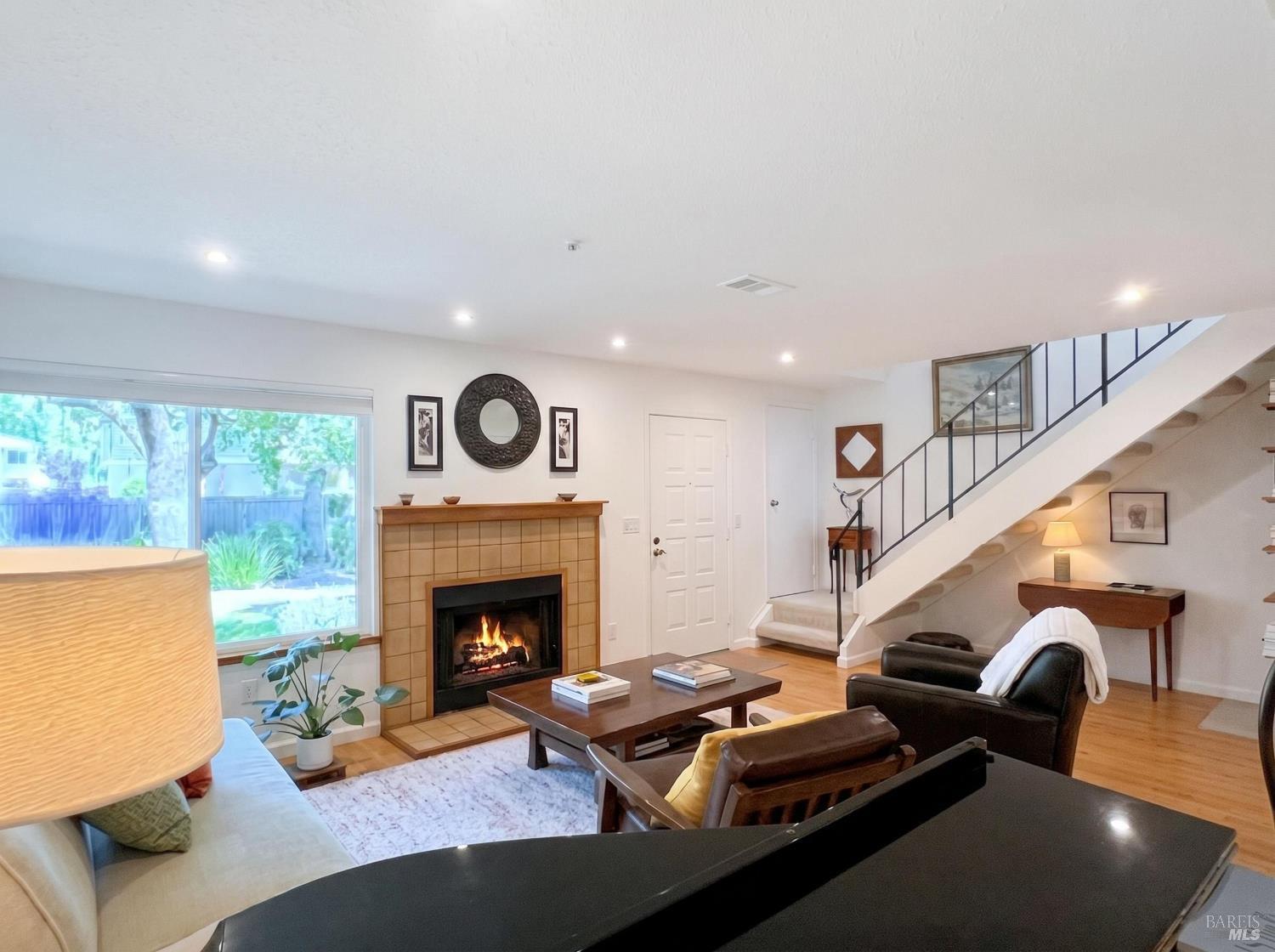 1428 Gold Way Rohnert Park, CA 94928 - Photo 5 of 45