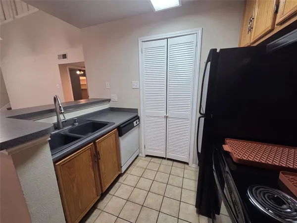 $1,525 | 6006 Marvin Loving Drive, Unit 101, Garland, TX 75043