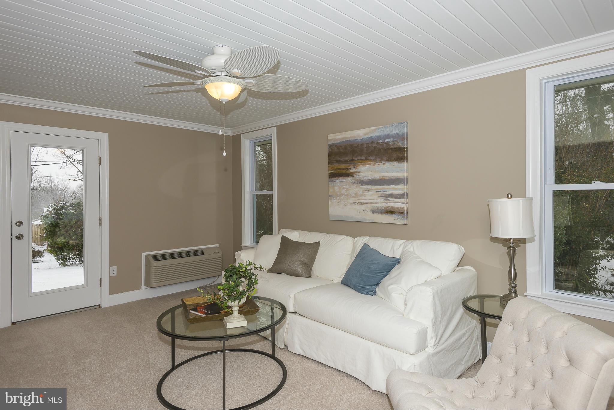 4223 Darnall Road Baltimore, MD 21236 - Photo 16 of 30 Family Room