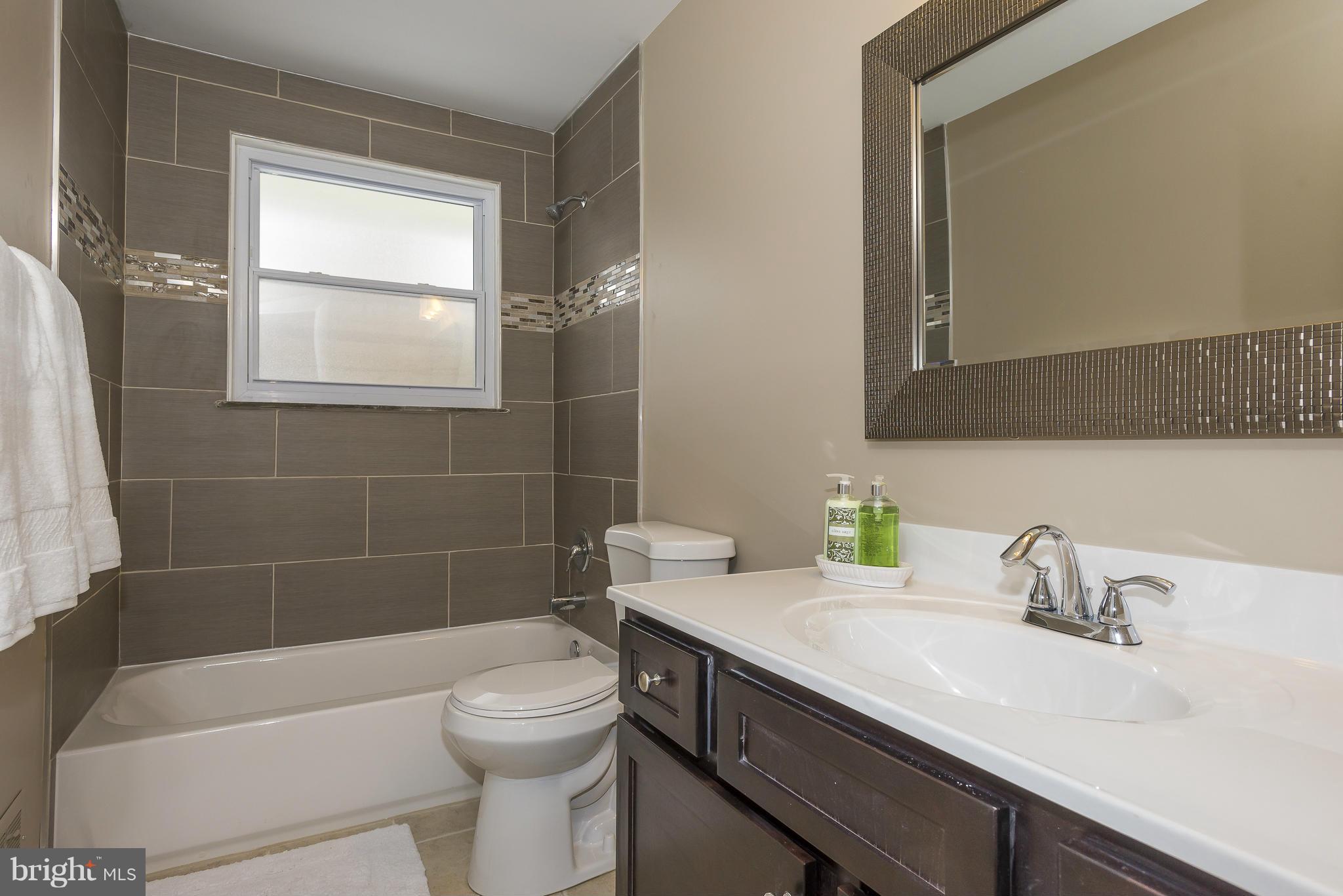4223 Darnall Road Baltimore, MD 21236 - Photo 22 of 30 Bath