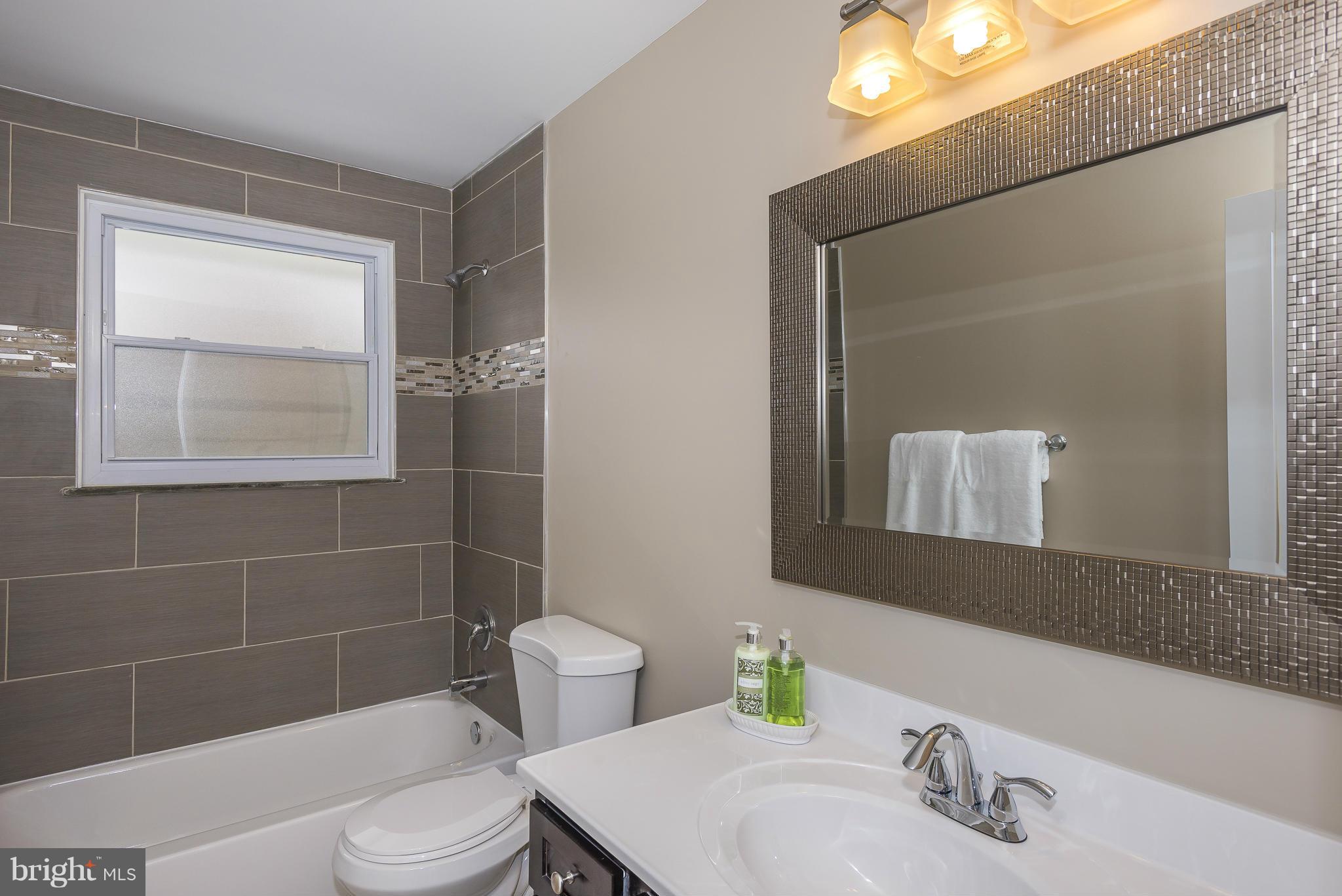 4223 Darnall Road Baltimore, MD 21236 - Photo 23 of 30 Bath