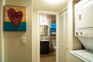 2650 Greenwood Terrace, Unit 125 Boca Raton, FL 33431 - Photo 12 of 25 a view of walk in closet