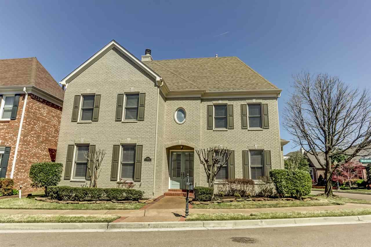 8024 Willow Brook Road Germantown, TN 38138 - Photo 1 of 25 Gallery Image 1