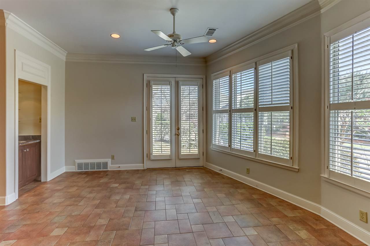 8024 Willow Brook Road Germantown, TN 38138 - Photo 12 of 25 Gallery Image 12