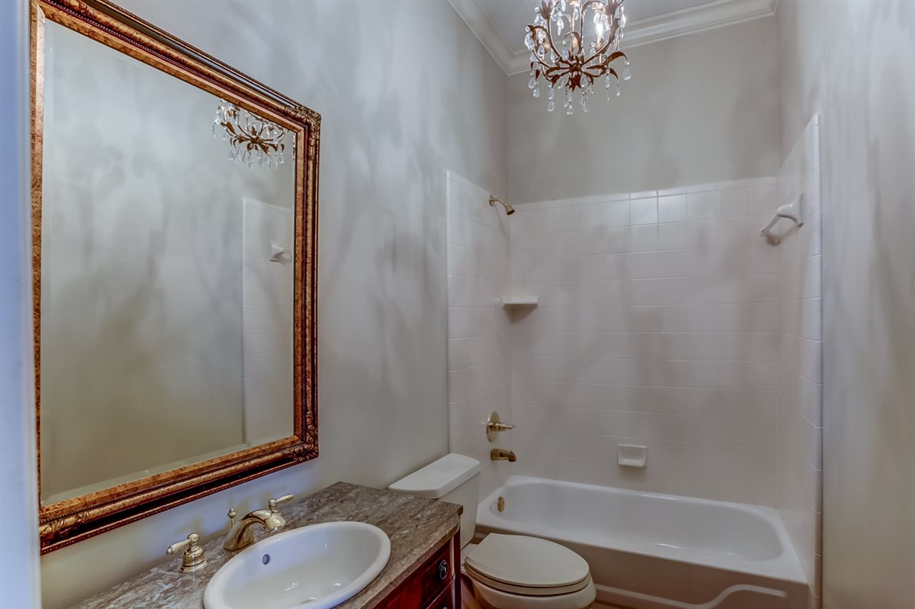 8024 Willow Brook Road Germantown, TN 38138 - Photo 17 of 25 Gallery Image 17