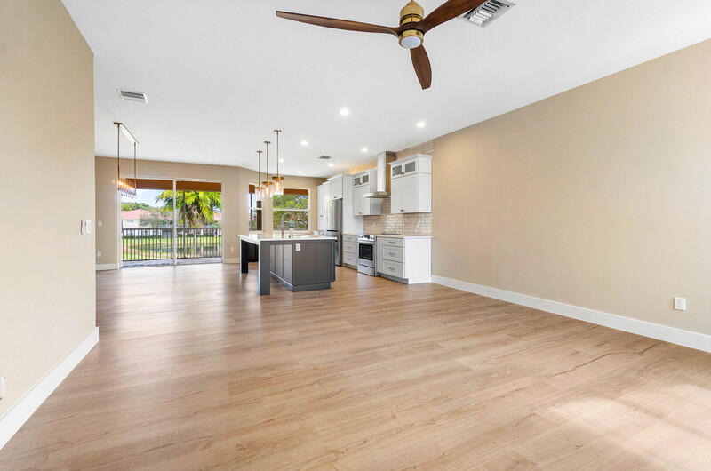 2152 Wingate Bend Wellington, FL 33414 - Photo 18 of 42 untitled-7.jpg-vsuniqueid-65ae9289abfc3