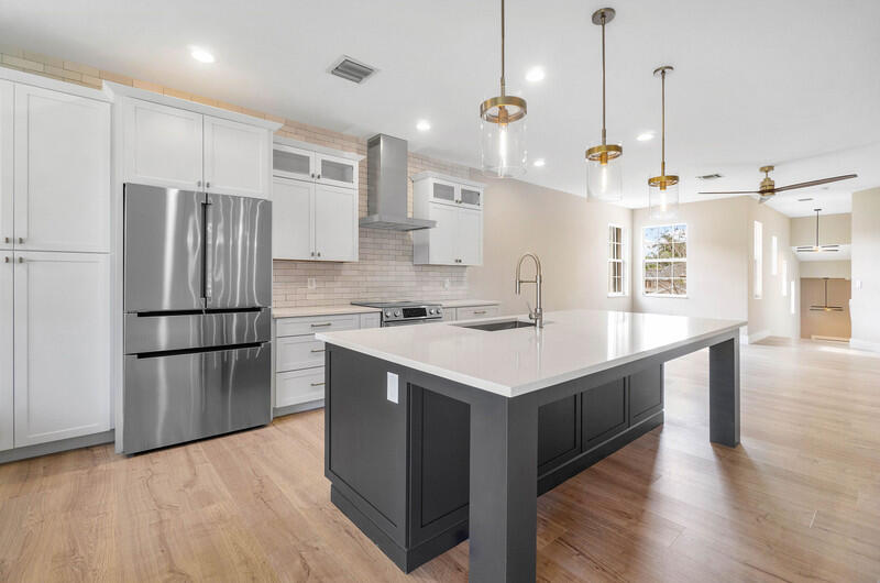 2152 Wingate Bend Wellington, FL 33414 - Photo 2 of 42 untitled-12.jpg-vsuniqueid-65ae929eb581e