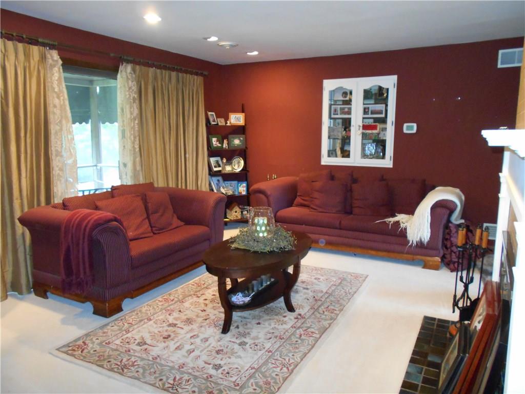 118 Locust Road Mount Pleasant, PA 15666 - Photo 14 of 24 Gallery Image 14