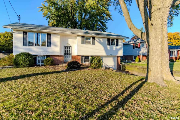 $217,000 | 313 West South Street, Tremont, IL 61568
