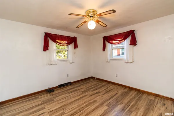 $217,000 | 313 West South Street, Tremont, IL 61568