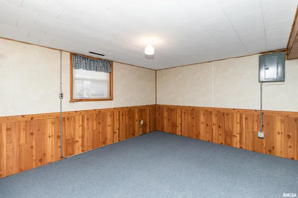 $217,000 | 313 West South Street, Tremont, IL 61568