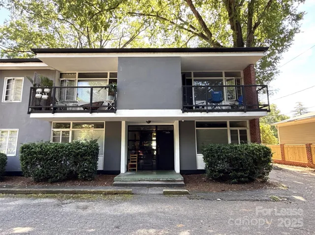 $995 | 2126 East 7th Street, Unit 107, Charlotte, NC 28204