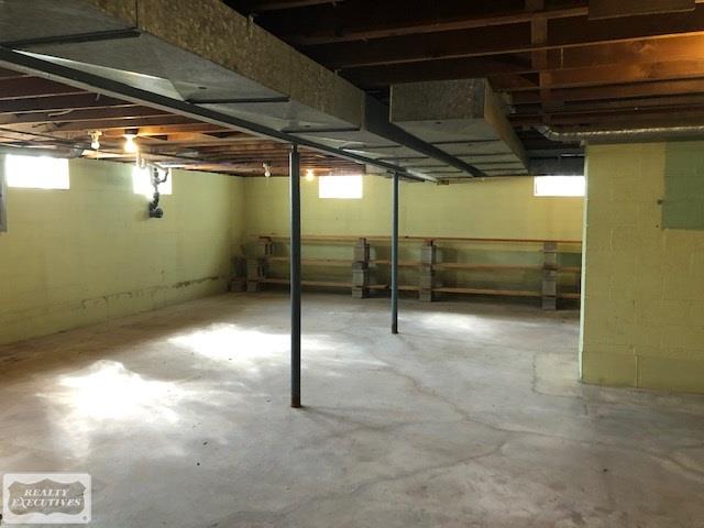 11800 31 Mile Road Washington, MI 48095 - Photo 20 of 24 31397569-19.JPG