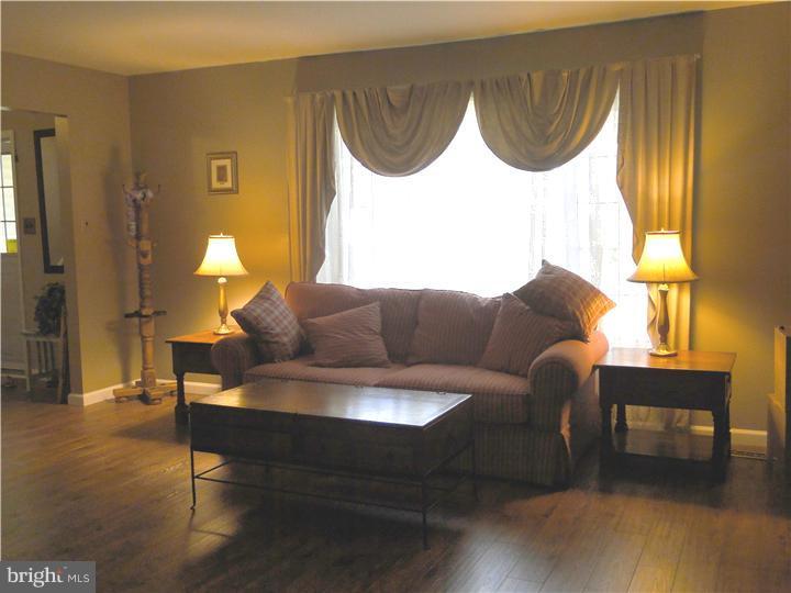 15 Brighton Road Westampton, NJ 08060 - Photo 3 of 14 Living Room