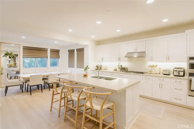 $2,099,000 | 279 Barnes Road, Tustin, CA 92782