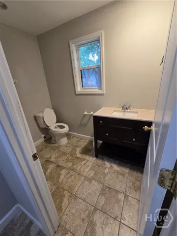 $2,500 | 329 East 63rd Street, Savannah, GA 31405